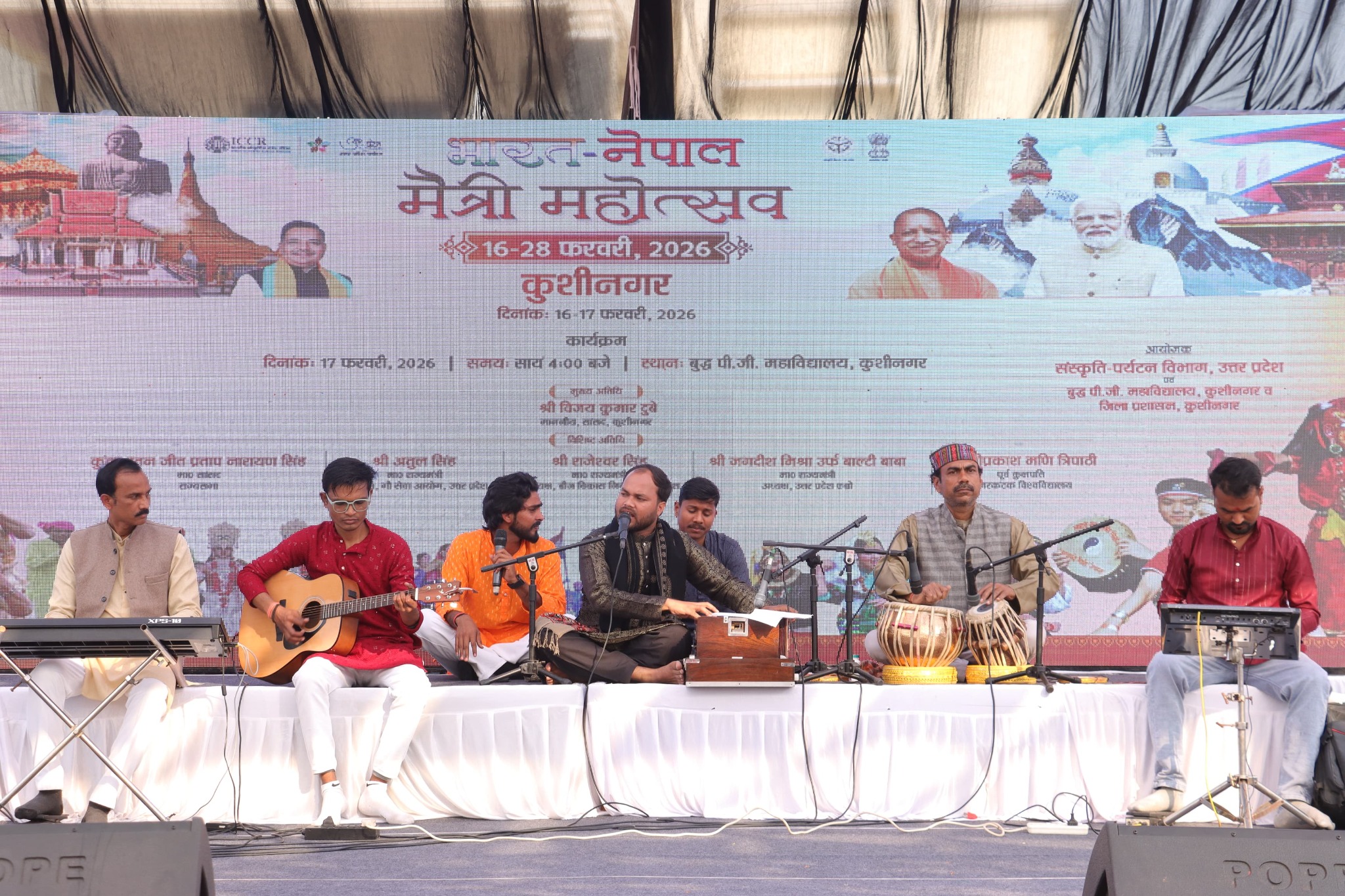 Tejsingh Kushwaha live Ghazal performance